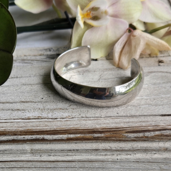 Sterling Silver Native American Signed Bracelet - Picture 7 of 7